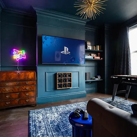 Emerald Park - Hot Tub & Games Room! Casa vacanze