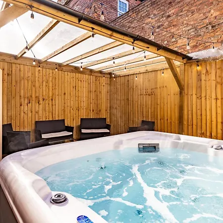 Emerald Park - Hot Tub & Games Room! 펜션 스카버러