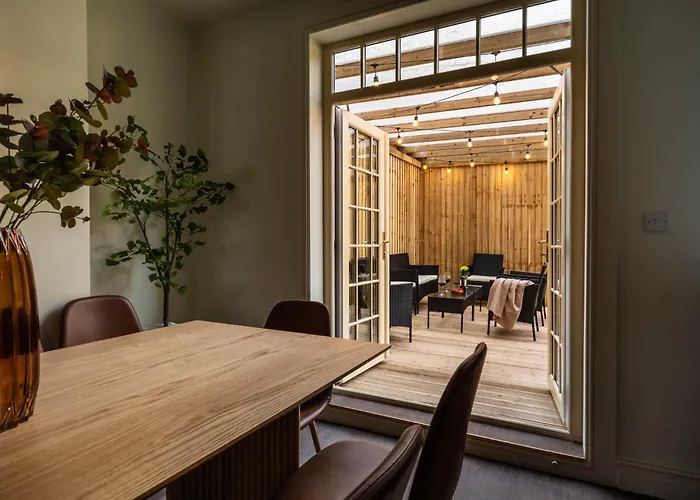 Emerald Park - Hot Tub & Games Room! * Scarborough