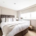 Emerald Park - Hot Tub & Games Room! * Σκάρμπορο